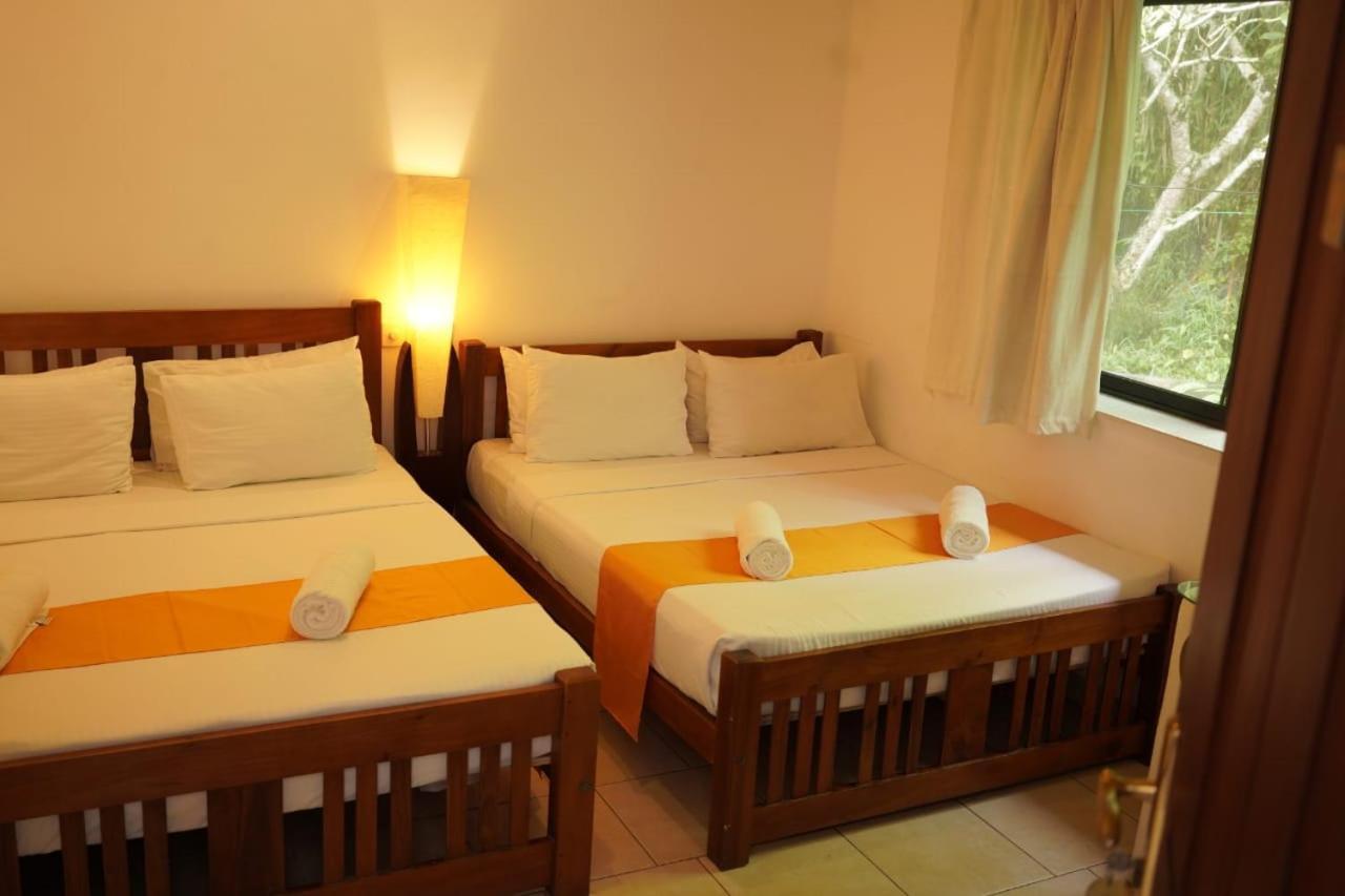 Udf Nature Villa Канді Екстер'єр фото
