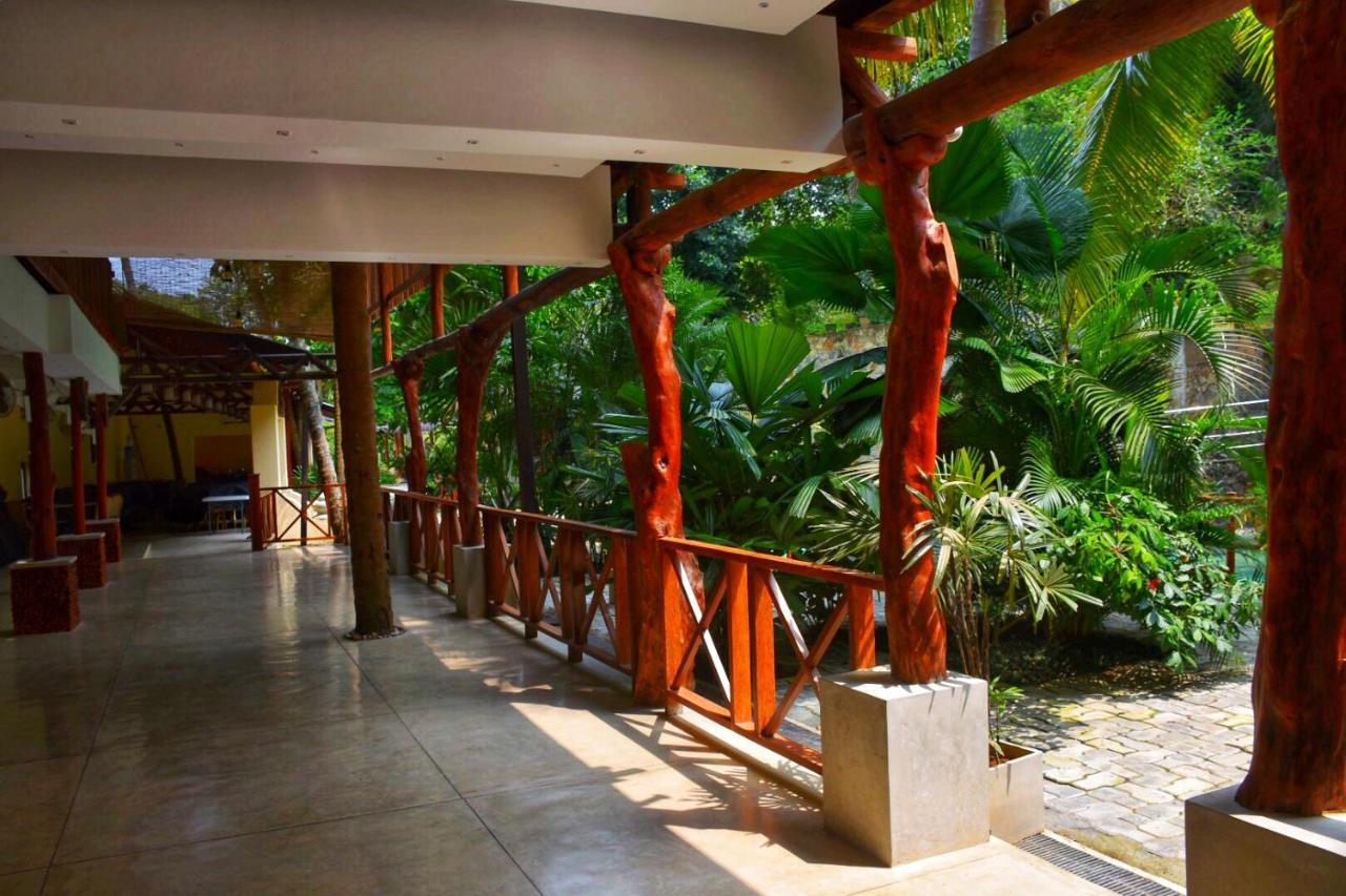Udf Nature Villa Канді Екстер'єр фото